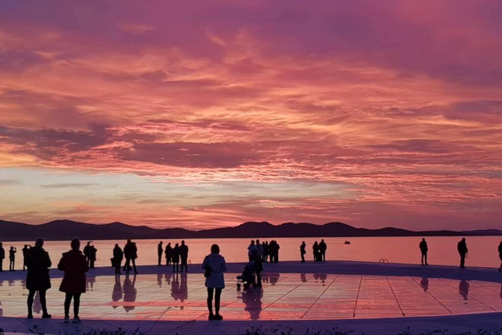 Apartment Kiki, 7Th Floor, With A Sea View, Free Wifi, For 2 Persons Zadar Exterior photo